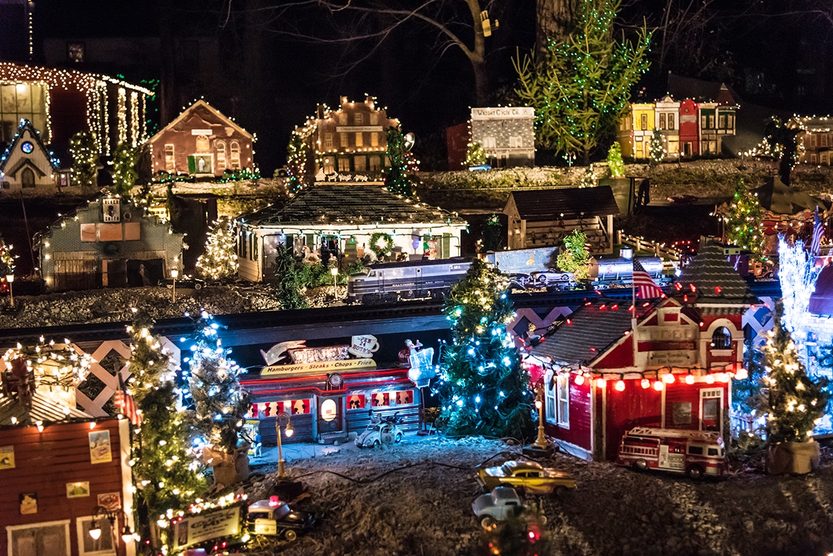 Christmas Lights Historic Clifton Mill